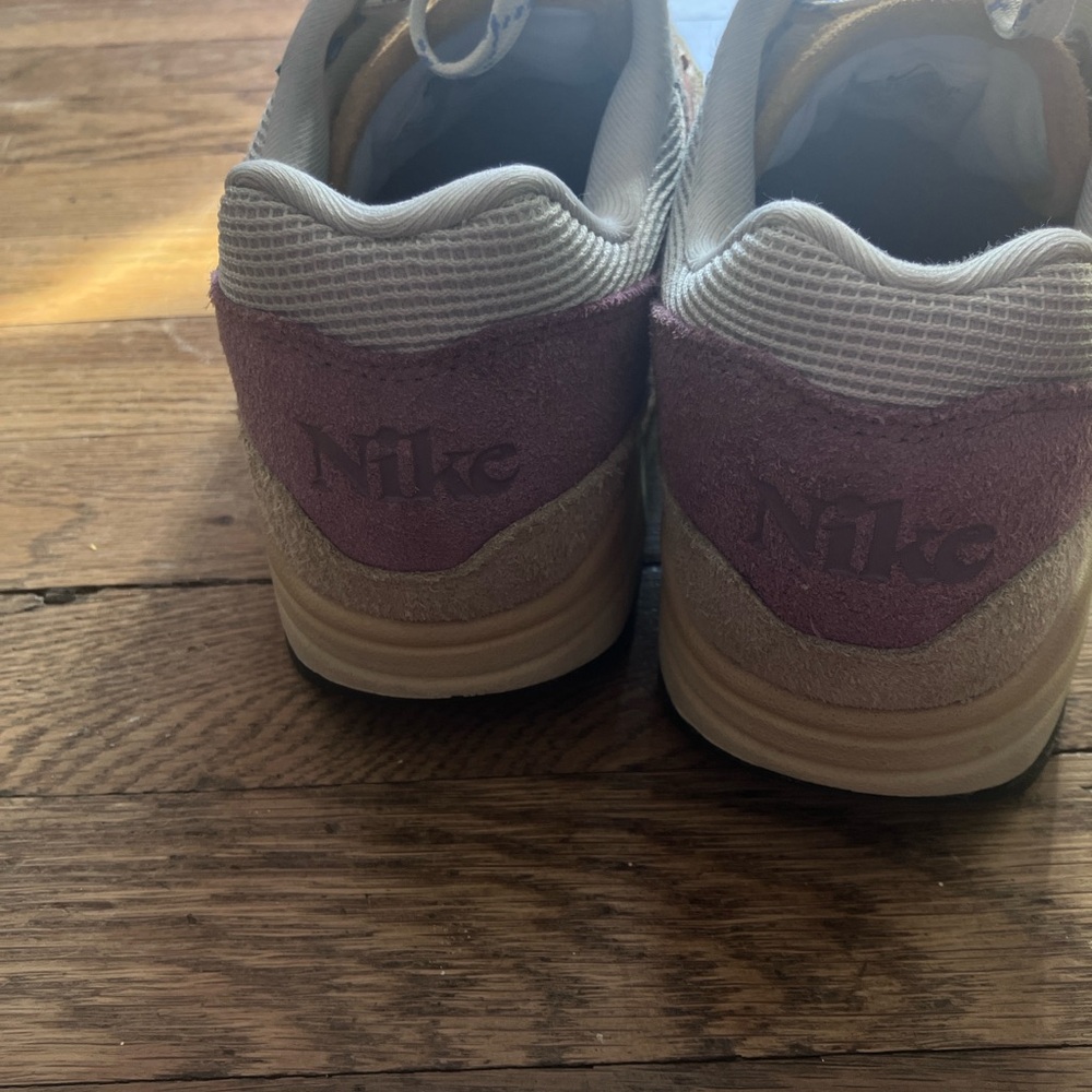 Nike Tan Lines Air Max - Picture 4 of 5
